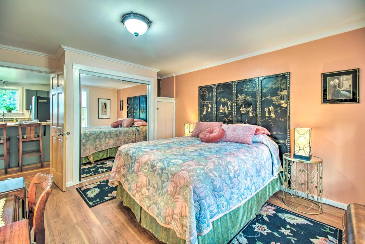 Holiday home Bragg Home, Close To Laguna Point Beach!