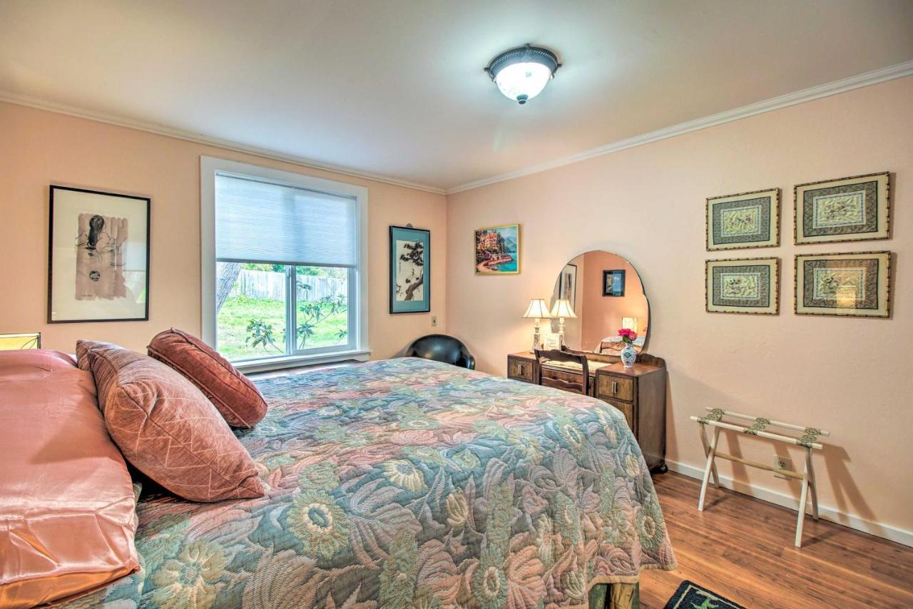 Bragg Home, Close To Laguna Point Beach! Holiday home *